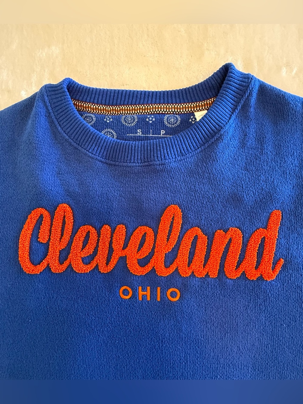 NWT Blue Cleveland Ohio Crewneck Sweatshirt. Size S